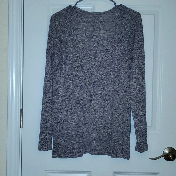 Sweater - Picture 5 of 8